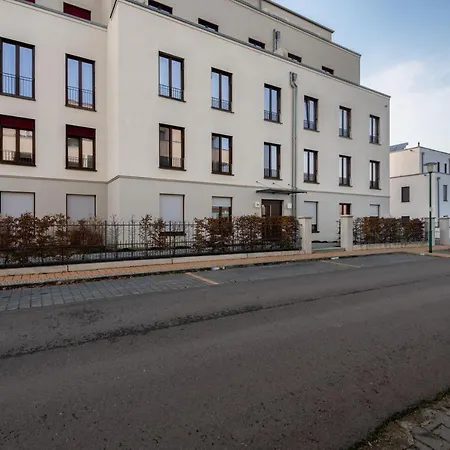 Apartment Lakeview